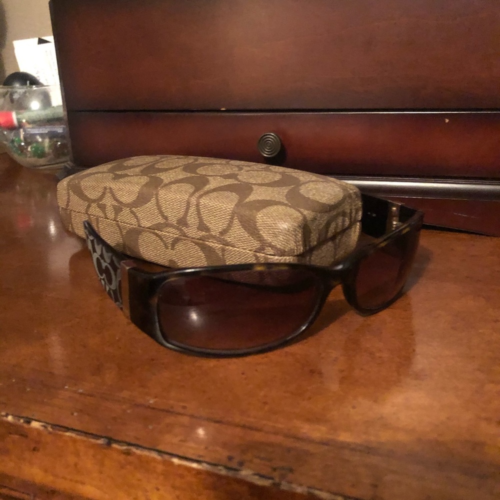Coach Sunglasses w Coach case